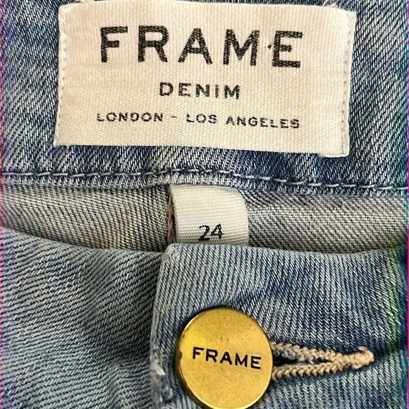 Frame Denim Le Crop Mini Boot Distressed Jeans in Garrn River - Size 24 - Picture 5 of 10